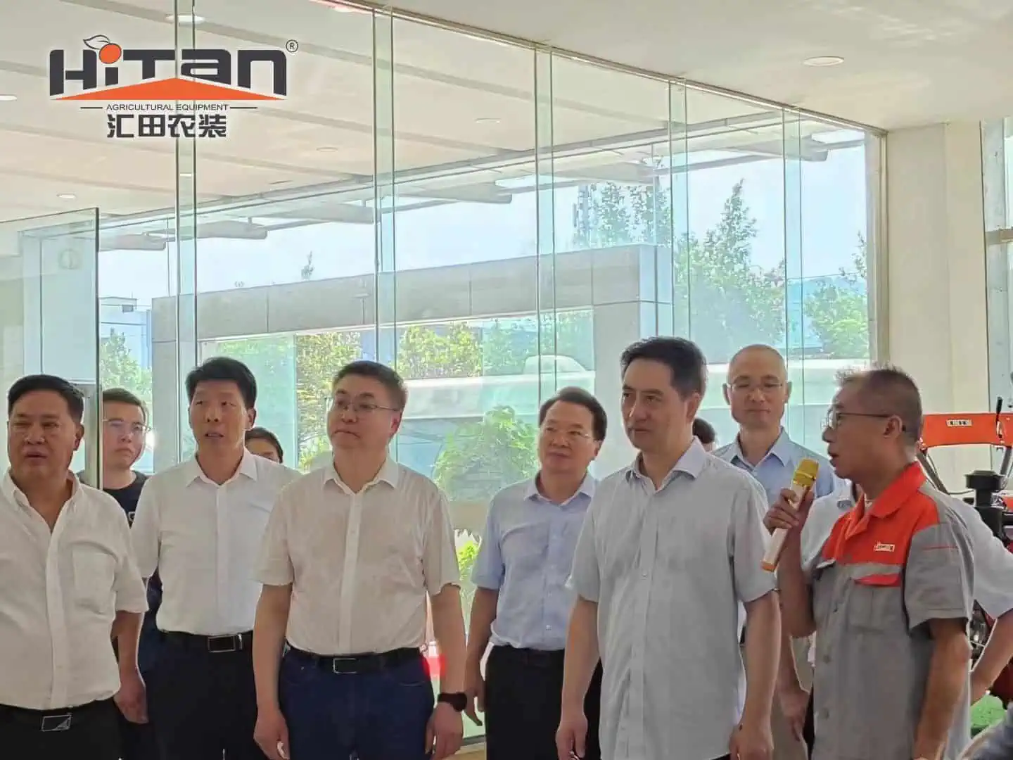 warmly welcome chongqing municipal agricultural commission to visit huitian (2)